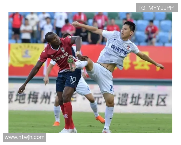 武汉足球队在邀请赛积分榜中以56分稳居第一名展现强劲实力